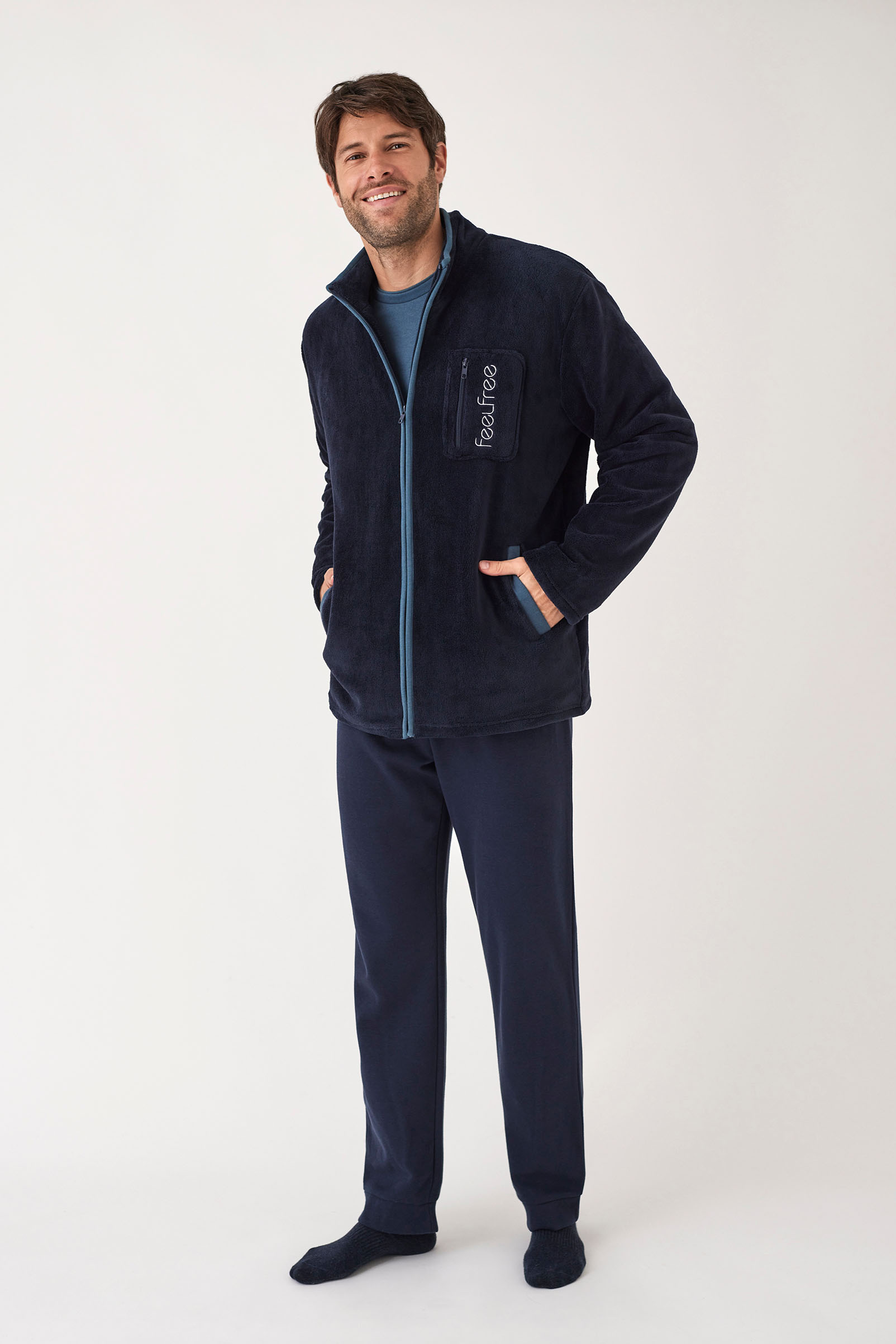 PIJAMA 3 PIEZAS PANTALON LARGO CON CAMISETA DE MANGA LARGA Y CHAQUETA